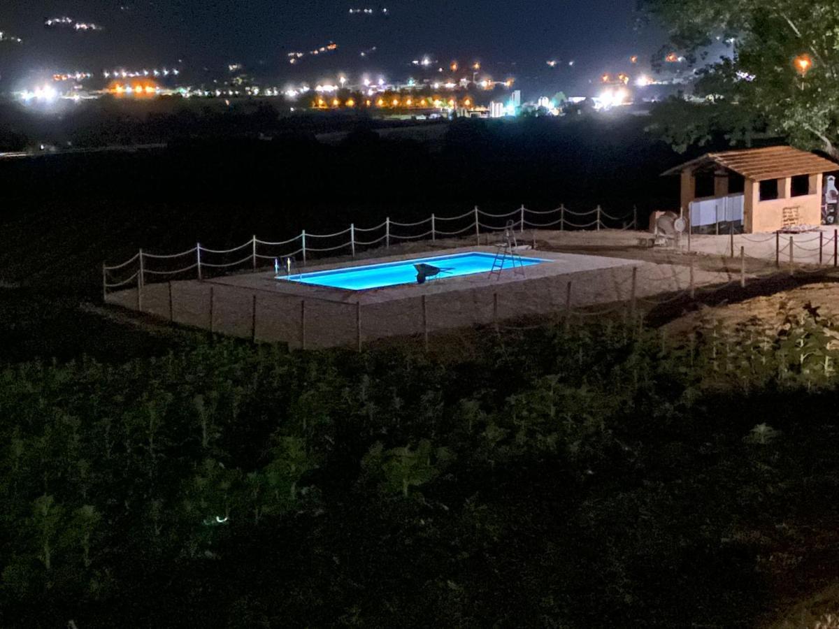 ホテル Casale San Sabino スポレート エクステリア 写真
